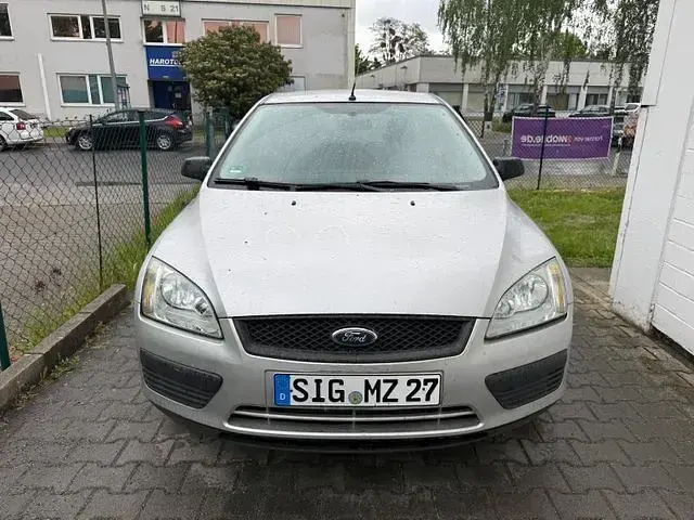 Gebraucht Ford Focus Trend 109 PS (80 kW) 2006 Kombi
