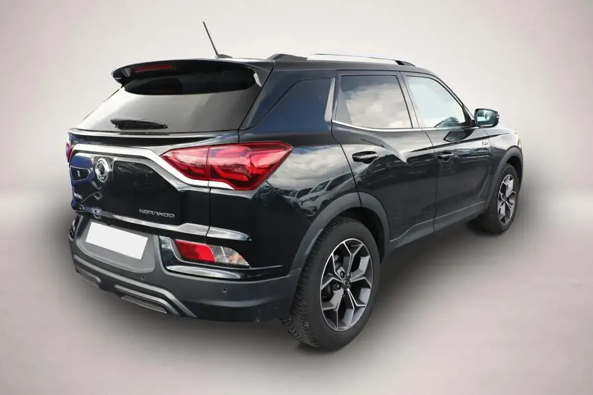 Gebraucht SsangYong Korando 163 PS (119 kW) 2020 Manufacturer