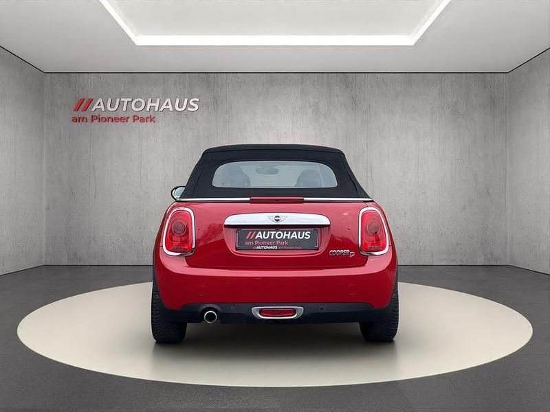 Gebraucht Mini Cooper Cabriolet Pepper 116 PS (85 kW) 2016 Rot Cabrio
