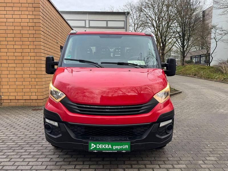 Gebraucht Iveco Daily 116 PS (85 kW) 2017 Weiß Limousine