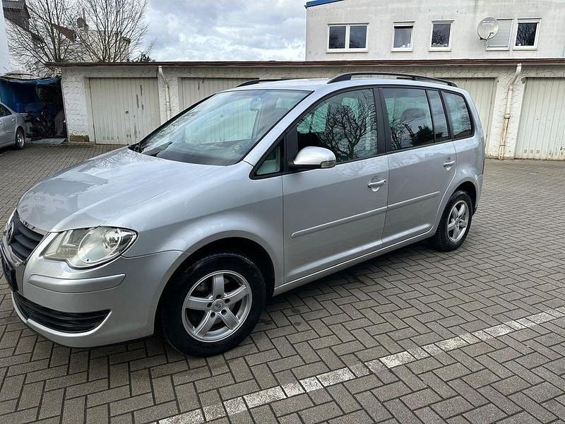 Gebraucht VW Touran 102 PS (75 kW) 2007 Silber Van / Kleinbus