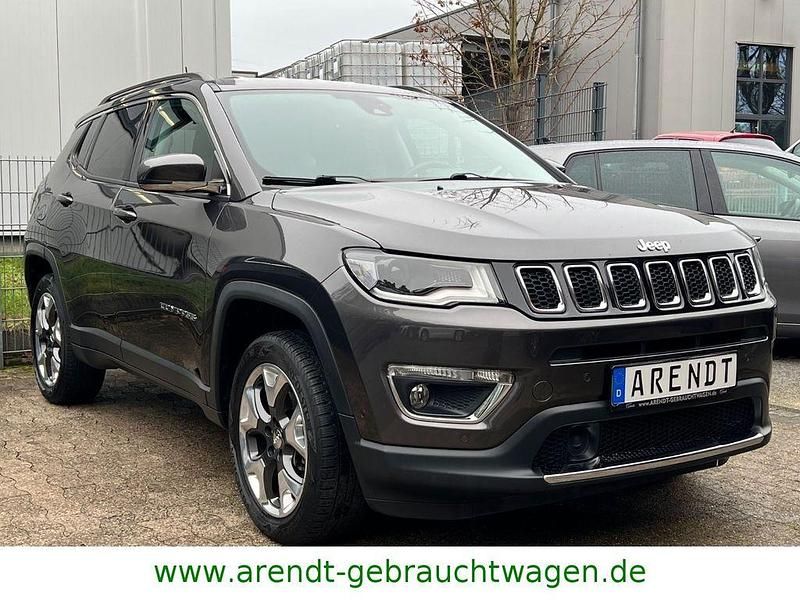 Gebraucht Jeep Compass Limited 170 PS (125 kW) 2018 Grau SUV