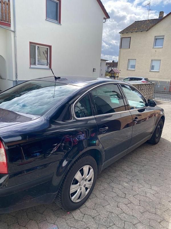Gebraucht VW Passat Executive 116 PS (85 kW) 2004 Limousine