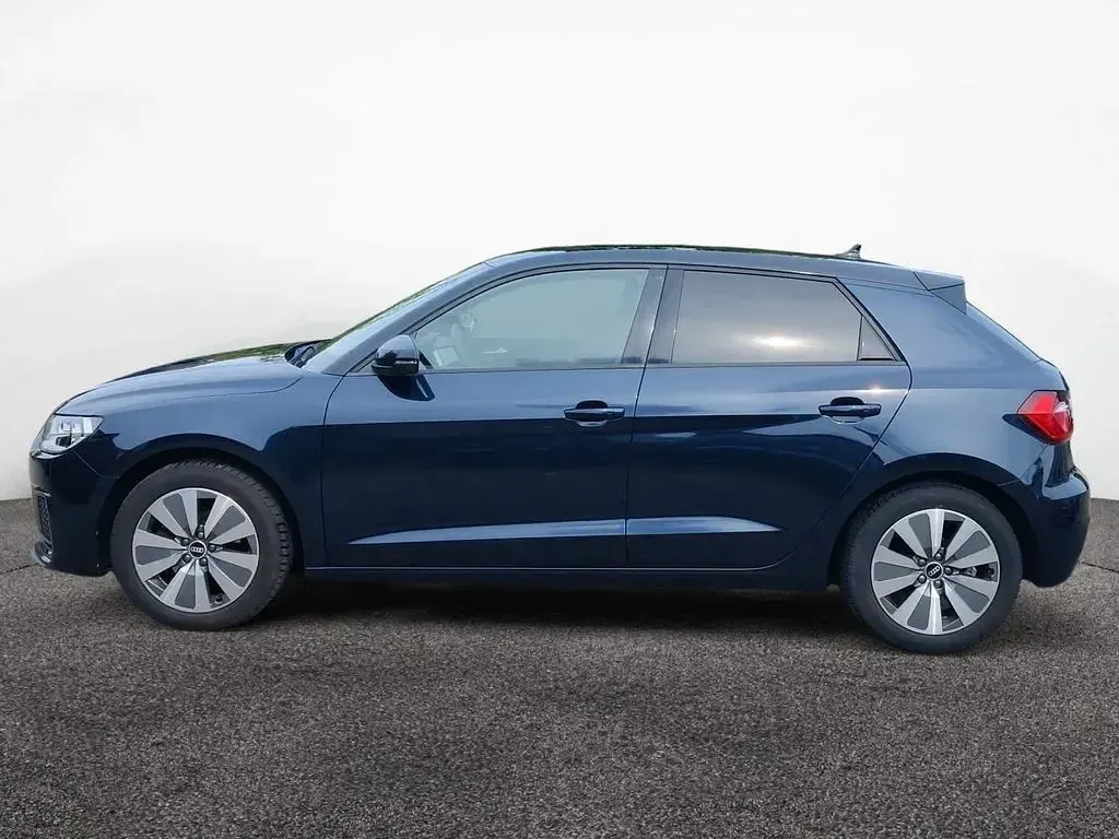 Gebraucht Audi A1 Sportback Advanced 110 PS (80 kW) 2021 Firmamentblau metallic Kleinwagen