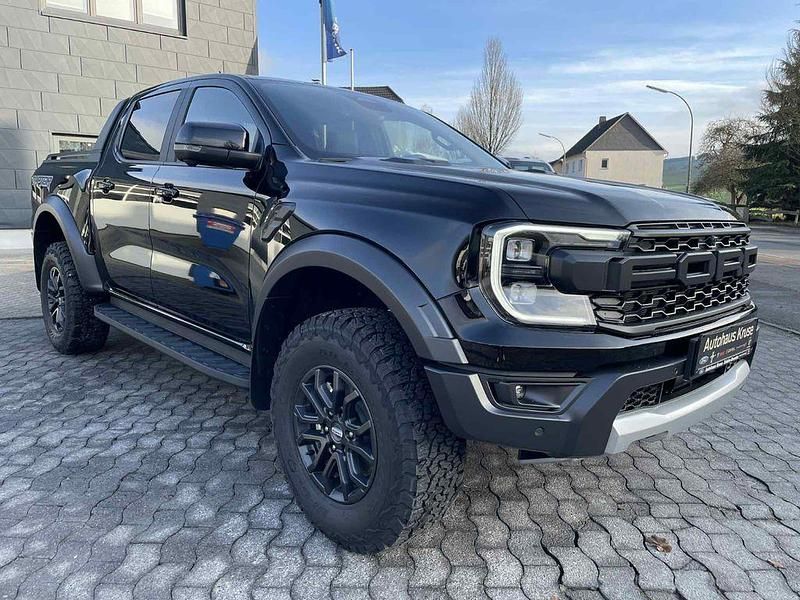 Neu Ford T Raptor 209 PS (153 kW) 2025 Schwarz SUV