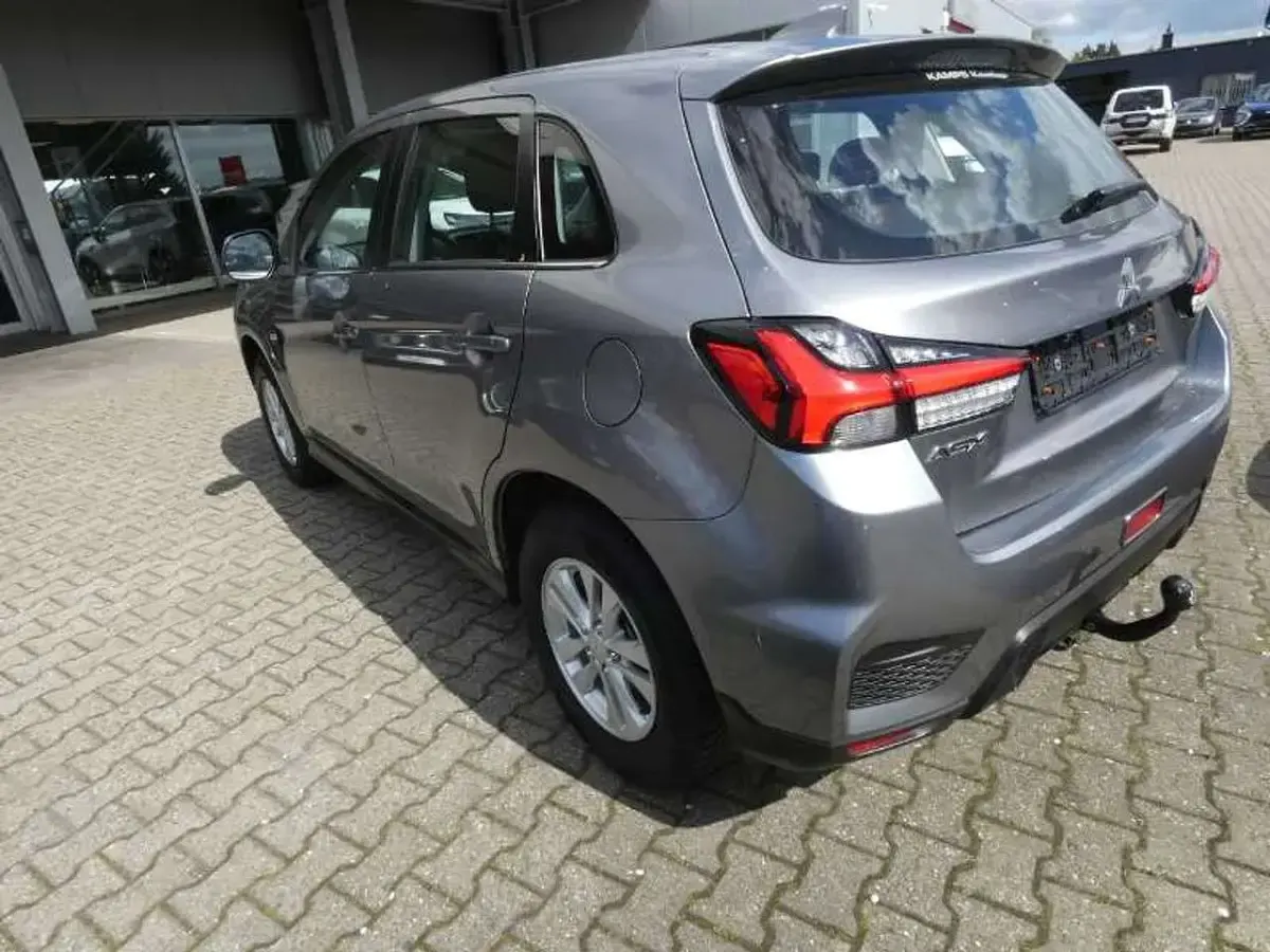 Gebraucht Mitsubishi ASX Spirit 150 PS (110 kW) 2020 Grau SUV