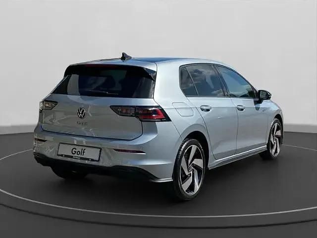 Gebraucht VW Golf VIII GTE 200 PS (147 kW) 2025 Silber Limousine