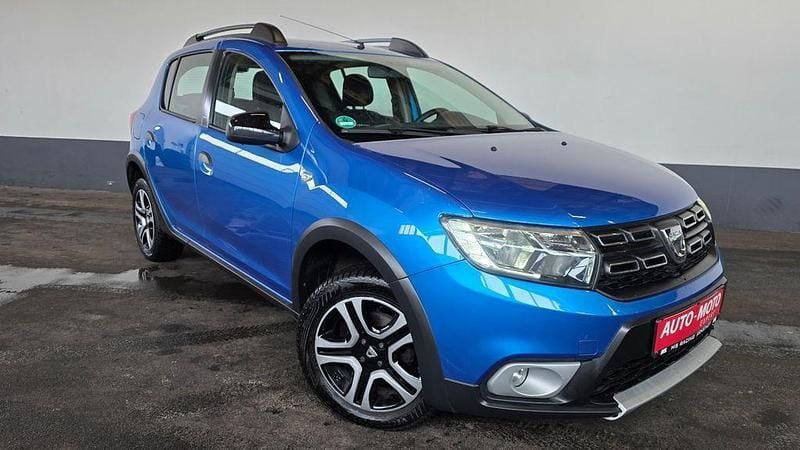 Gebraucht Dacia Sandero Stepway 90 PS (66 kW) 2018 Blau SUV