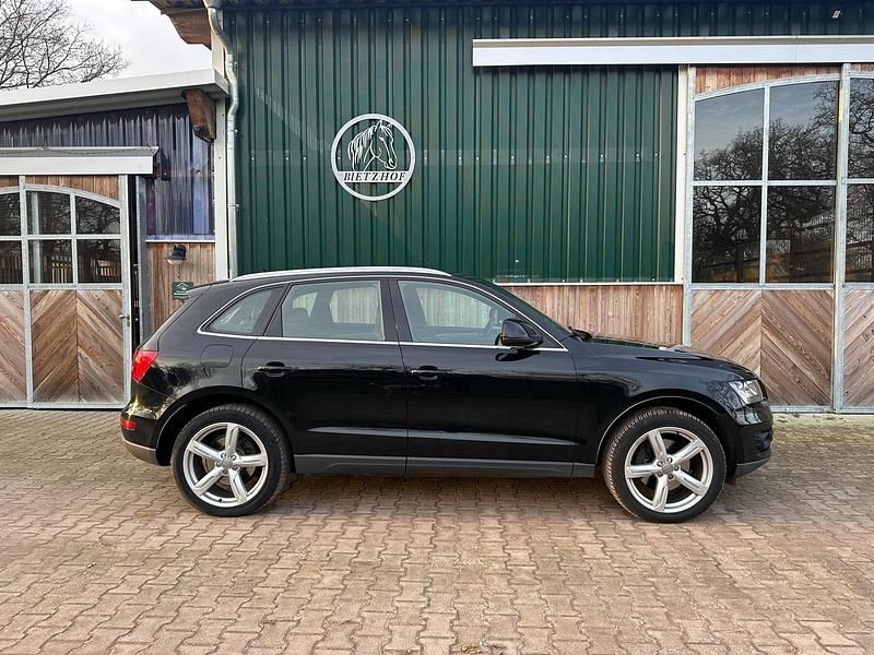 Gebraucht Audi Q5 240 PS (176 kW) 2011 Schwarz SUV