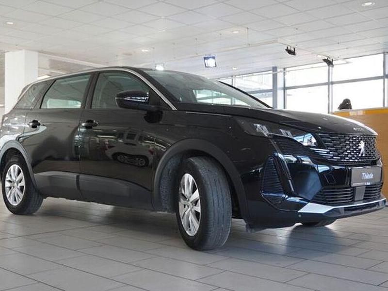 Gebraucht Peugeot 5008 Active 131 PS (96 kW) 2022 Andere Van / Kleinbus