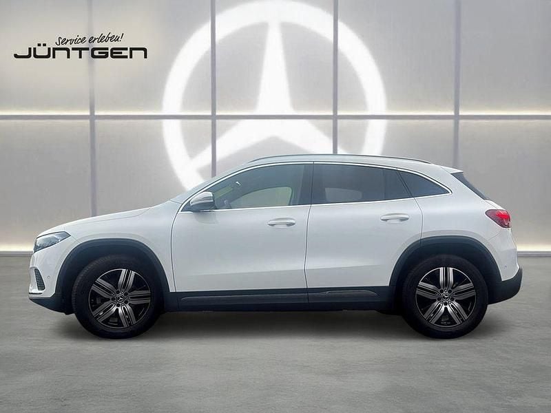 Gebraucht Mercedes EQA300 Progressive 167 kW (228 PS) 2024 Weiß SUV