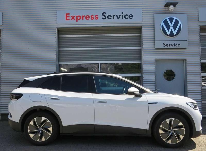 Gletscherweiß metallic Gebraucht 2024 VW ID.4 Pure SUV | 31.490 € (Fairer Preis) - Bild 1/4