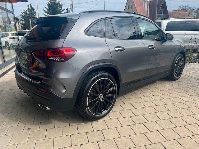 Gebraucht Mercedes GLA220 AMG 190 PS (139 kW) 2023 Grau SUV
