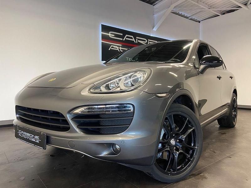Grau Gebraucht 2011 Porsche Cayenne S SUV | 22.490 € (Fairer Preis) - Bild 1/4