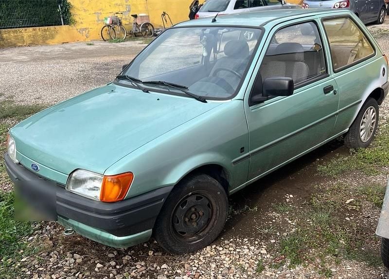Gebraucht Ford Fiesta 50 PS (36 kW) 1992 Grün Kleinwagen