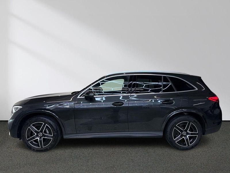 Gebraucht Mercedes GLC300e AMG 197 PS (144 kW) 2025 Lack graphitgrau SUV