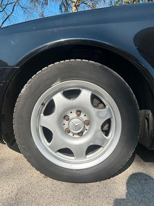 Gebraucht Mercedes E220 170 PS (125 kW) 2007 Schwarz Limousine