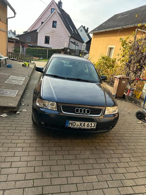 Blau Gebraucht 2001 Audi A3 Kleinwagen | 2.100 € (Fairer Preis) - Bild 1/4