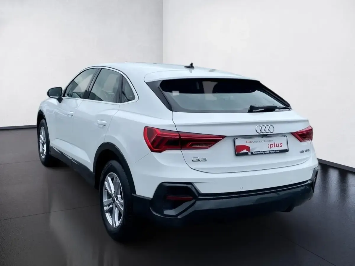 Gebraucht Audi Q3 Sportback Design 150 PS (110 kW) 2020 Ibisweiß SUV