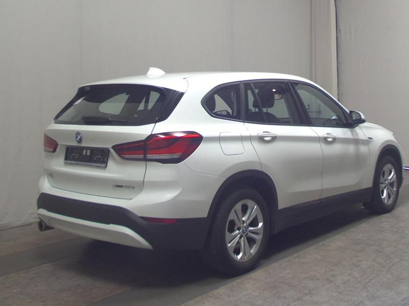 Gebraucht BMW X1 Advantage 220 PS (161 kW) 2021 Weiss SUV