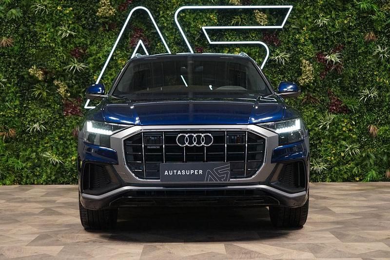 Gebraucht Audi Q8 S-Line 286 PS (210 kW) 2023 Blau SUV