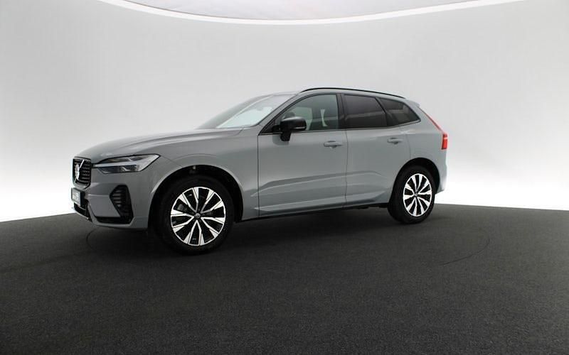 Gebraucht Volvo XC60 Plus 197 PS (144 kW) 2023 Grau SUV