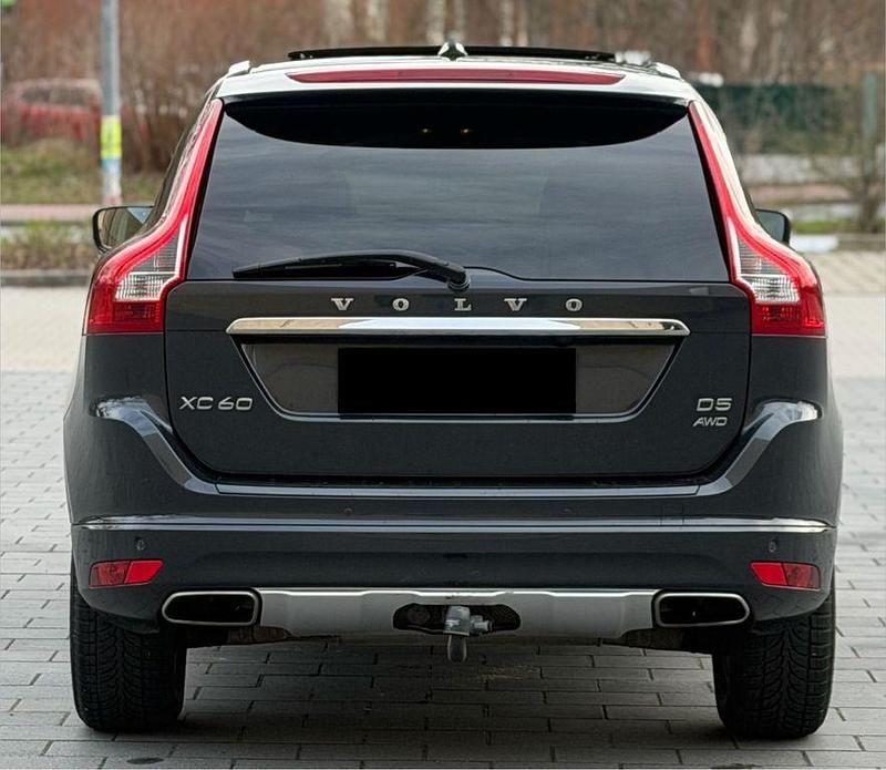 Gebraucht Volvo XC60 215 PS (158 kW) 2013 Grau SUV