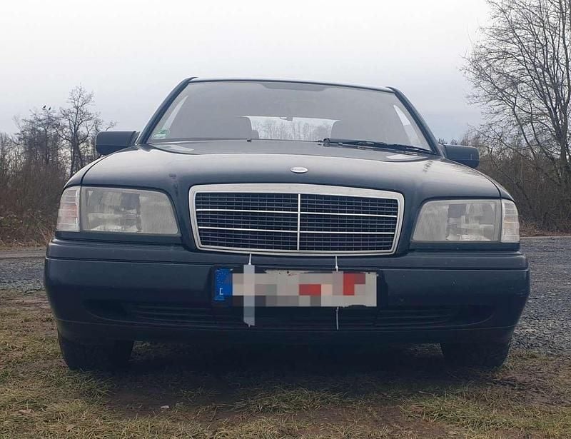Other Gebraucht 1996 Mercedes C200 Limousine | 1.390 € (Guter Preis) - Bild 1/4