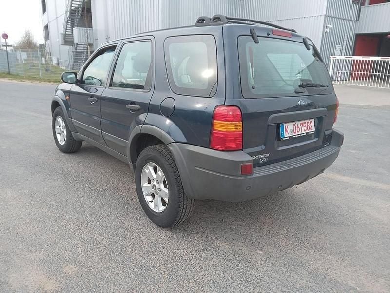 Gebraucht Ford Maverick 124 PS (91 kW) 2003 Blau SUV