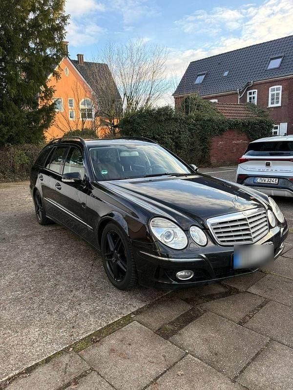 Gebraucht Mercedes E280 190 PS (139 kW) 2008 Schwarz Kombi