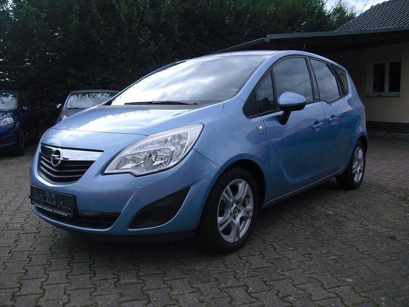 Blau Gebraucht 2013 Opel Meriva Van / Kleinbus | 6.950 € (Fairer Preis) - Bild 1/4