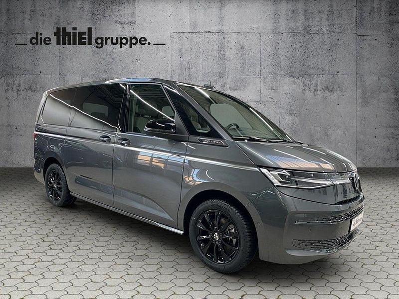 Neu VW Multivan Style 150 PS (110 kW) 2026 Grau Van