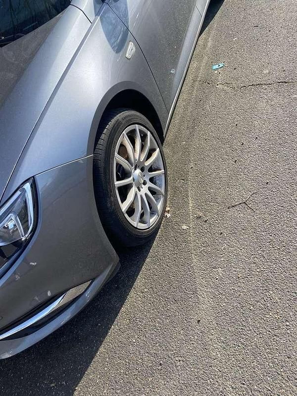 Gebraucht Opel Insignia Edition 136 PS (100 kW) 2017 Kleinwagen