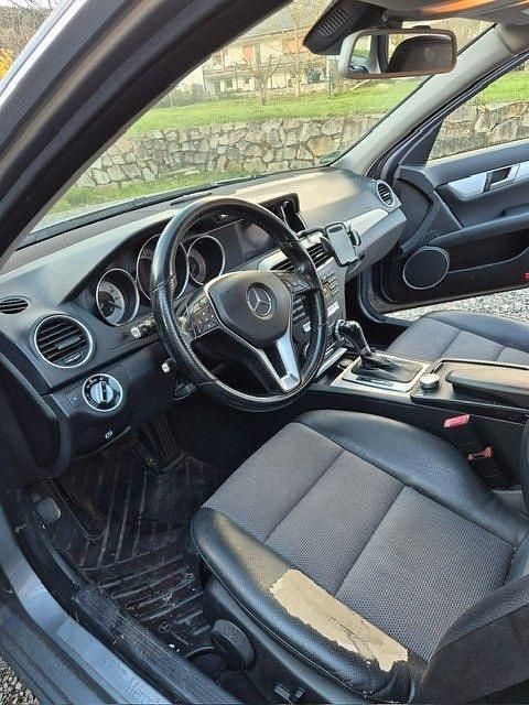 Gebraucht Mercedes C220 170 PS (125 kW) 2012 Grau Limousine