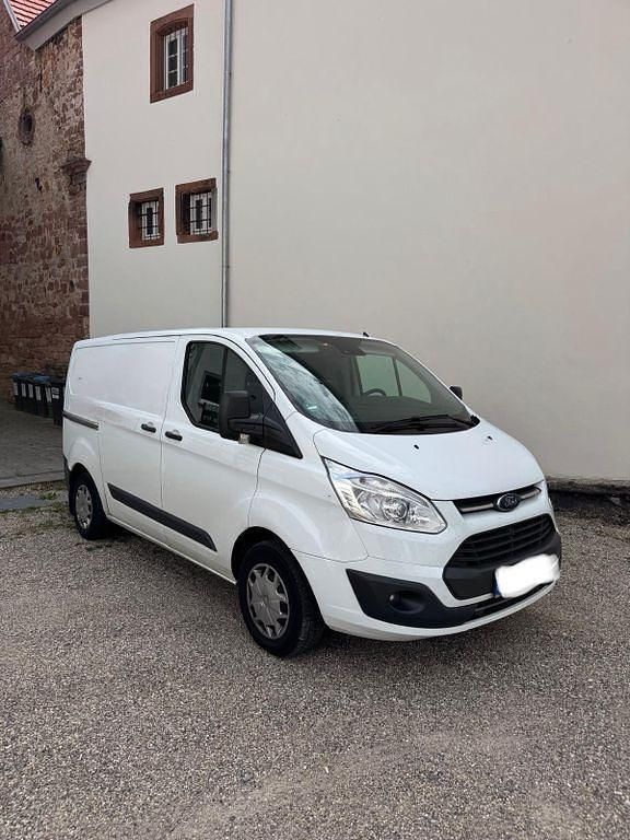 Weiß Gebraucht 2017 Ford Transit Custom Van | 10.900 € (Fairer Preis) - Bild 1/4