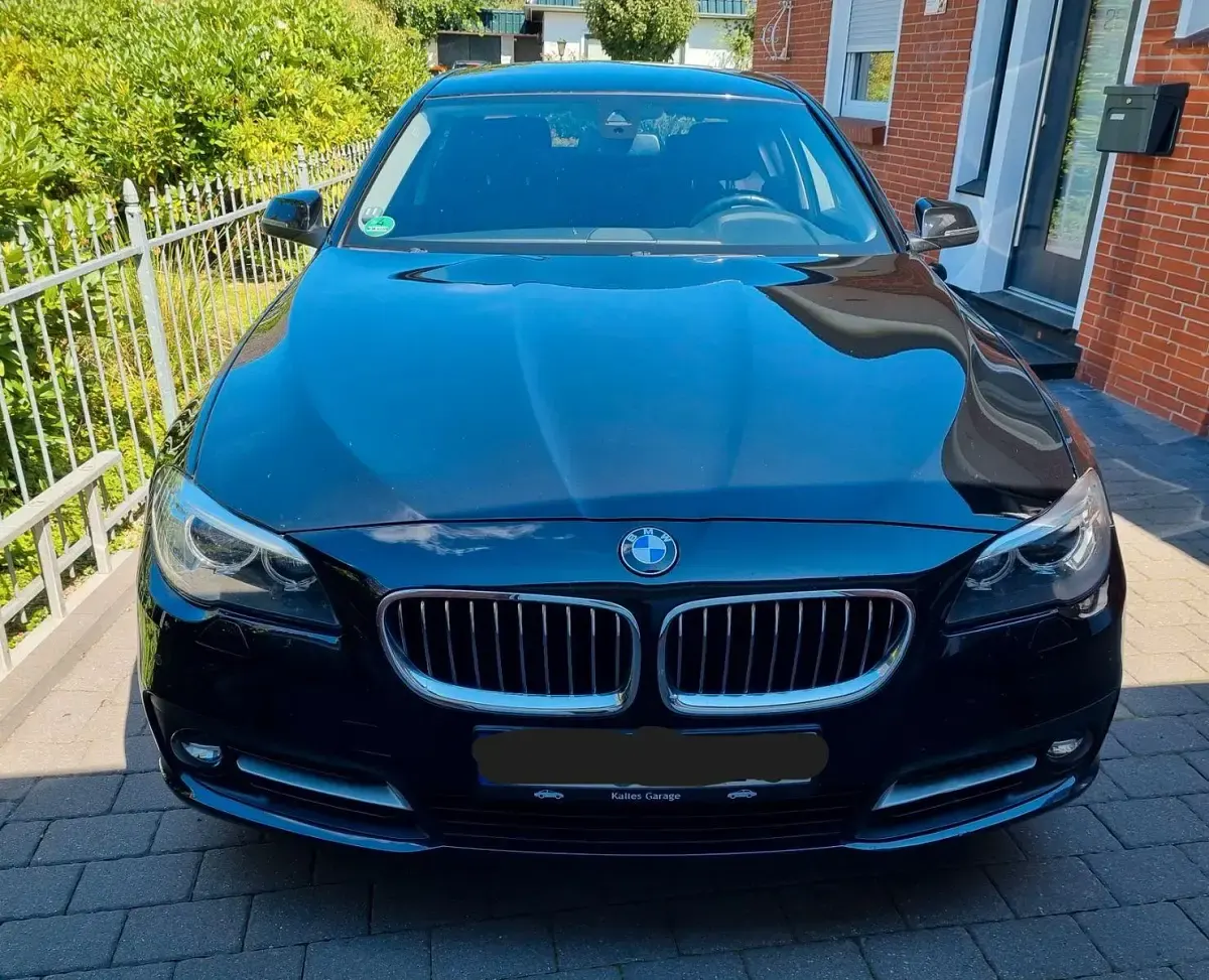 Gebraucht BMW 520 190 PS (139 kW) 2017 Schwarz Limousine