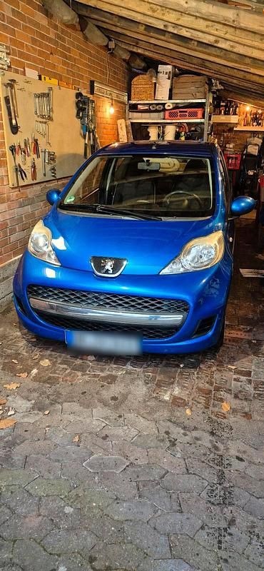 Gebraucht Peugeot 107 68 PS (50 kW) 2009 Blau Kleinwagen