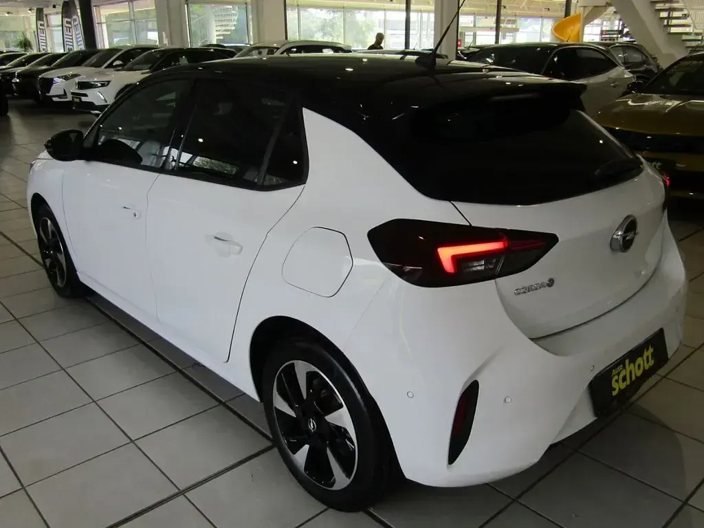 Gebraucht Opel Corsa 100 kW (136 PS) 2024 Weiß Limousine