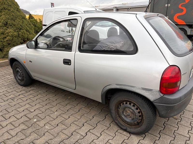 Gebraucht Opel Corsa Eco 54 PS (39 kW) 1998 Grau Kleinwagen