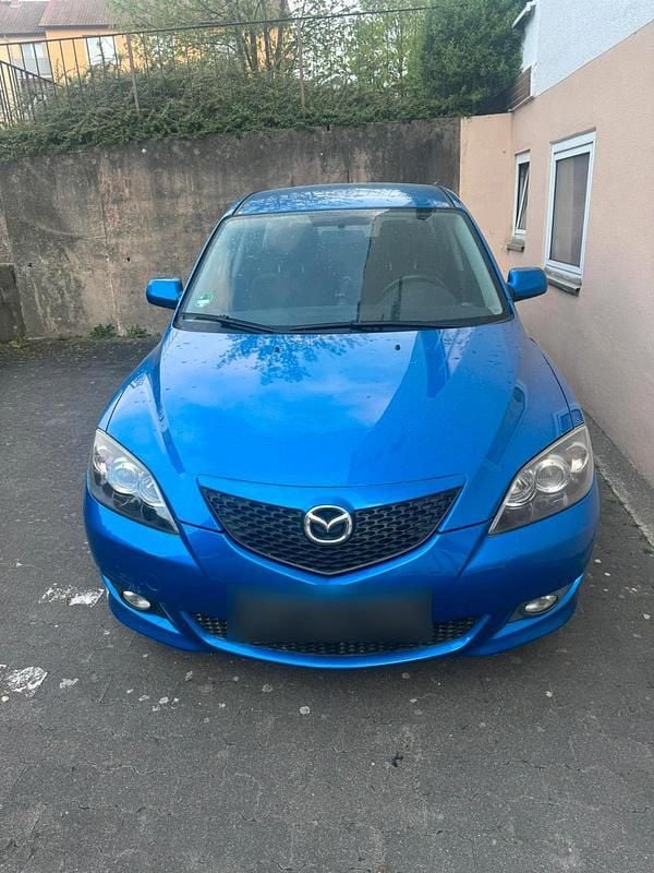 Usata Mazda 3 105 CV (77 kW) 2004 Blu Utilitaria