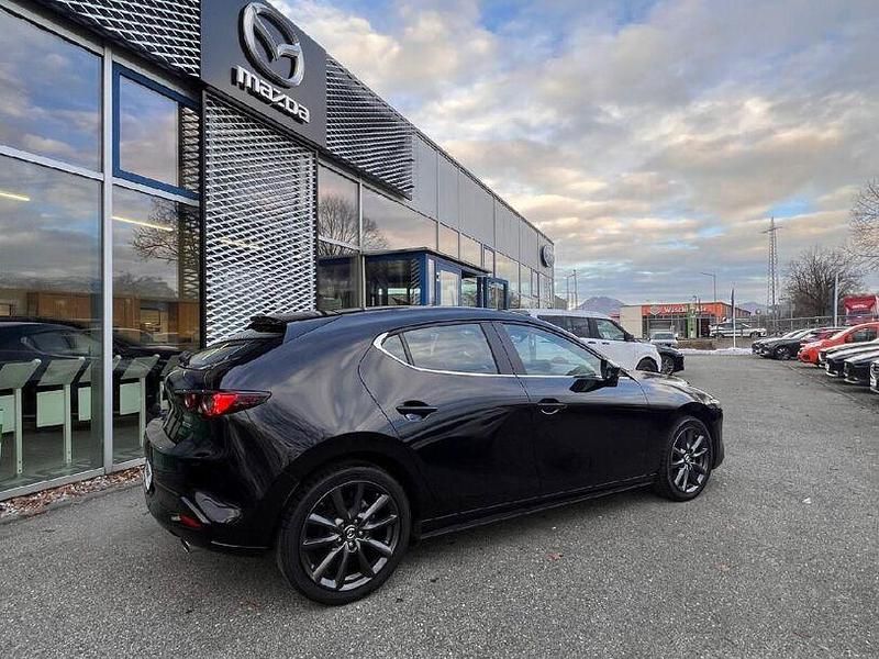 Gebraucht Mazda 3 Selection 122 PS (89 kW) 2021 Schwarz Limousine