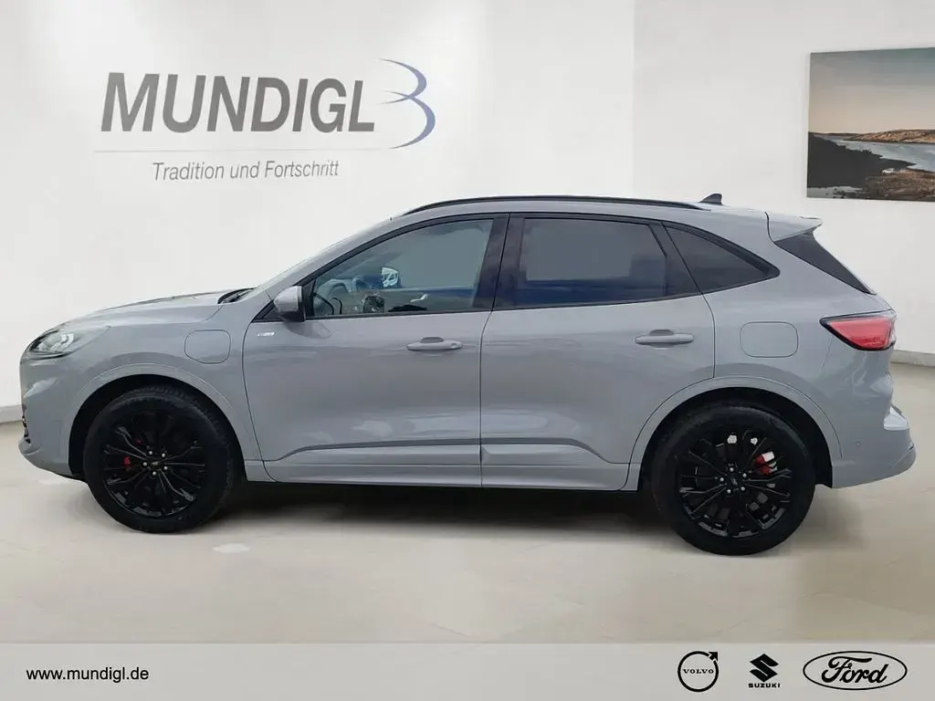 Gebraucht Ford Kuga S 152 PS (111 kW) 2024 Grau SUV