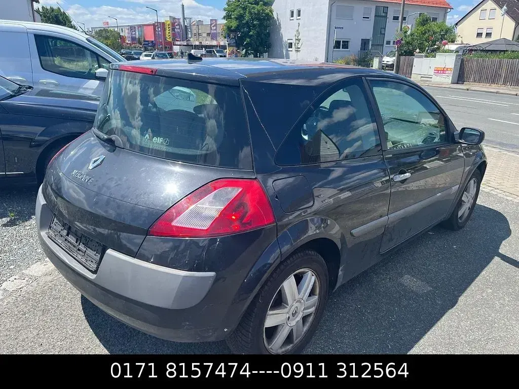 Gebraucht Renault Mégane II 101 PS (74 kW) 2004 Schwarz Limousine