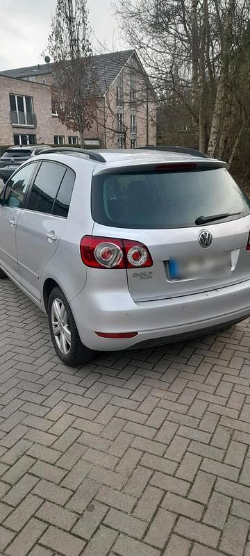 Gebraucht VW Golf VII 85 PS (62 kW) 2012 Silber Limousine