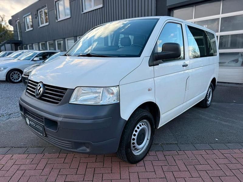 Weiß Gebraucht 2009 VW Caravelle Van / Kleinbus | 8.450 € (Fairer Preis) - Bild 1/4