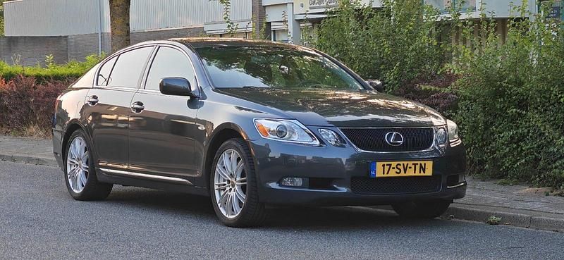 Grau Gebraucht 2006 Lexus GS450H Limousine | 8.995 € - Bild 1/4