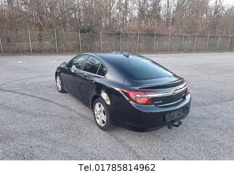 Gebraucht Opel Insignia Edition 136 PS (100 kW) 2016 Schwarz Limousine