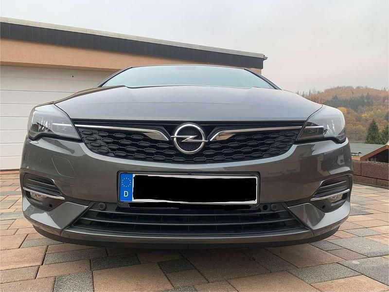 Gebraucht Opel Astra 131 PS (96 kW) 2020 Grau Limousine