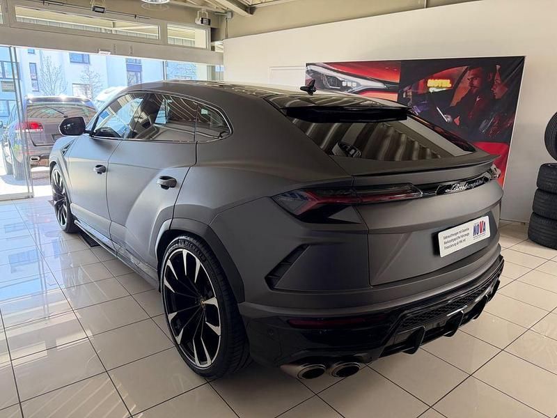 Second-hand Lamborghini Urus 650 CP (478 kW) 2020 Negru SUV