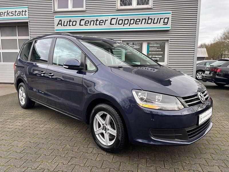 Night blue metallic Gebraucht 2011 VW Sharan Trendline Van / Kleinbus | 8.950 € (Fairer Preis) - Bild 1/4